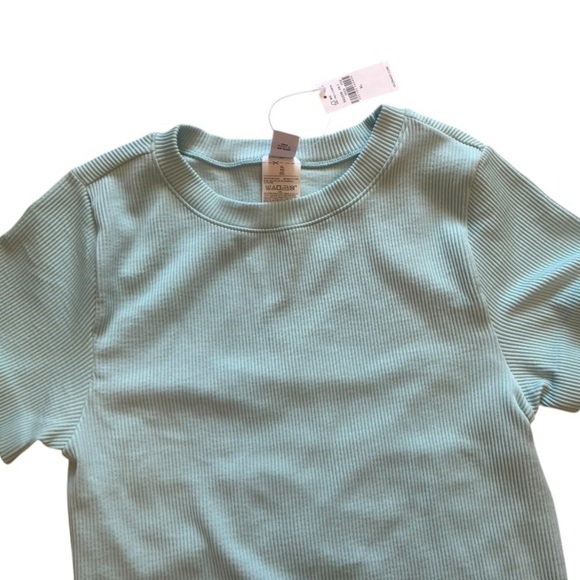 NWT Old Navy Seamless Top in Light Blue Size Extra Large (XL) - Picture 2 of 6